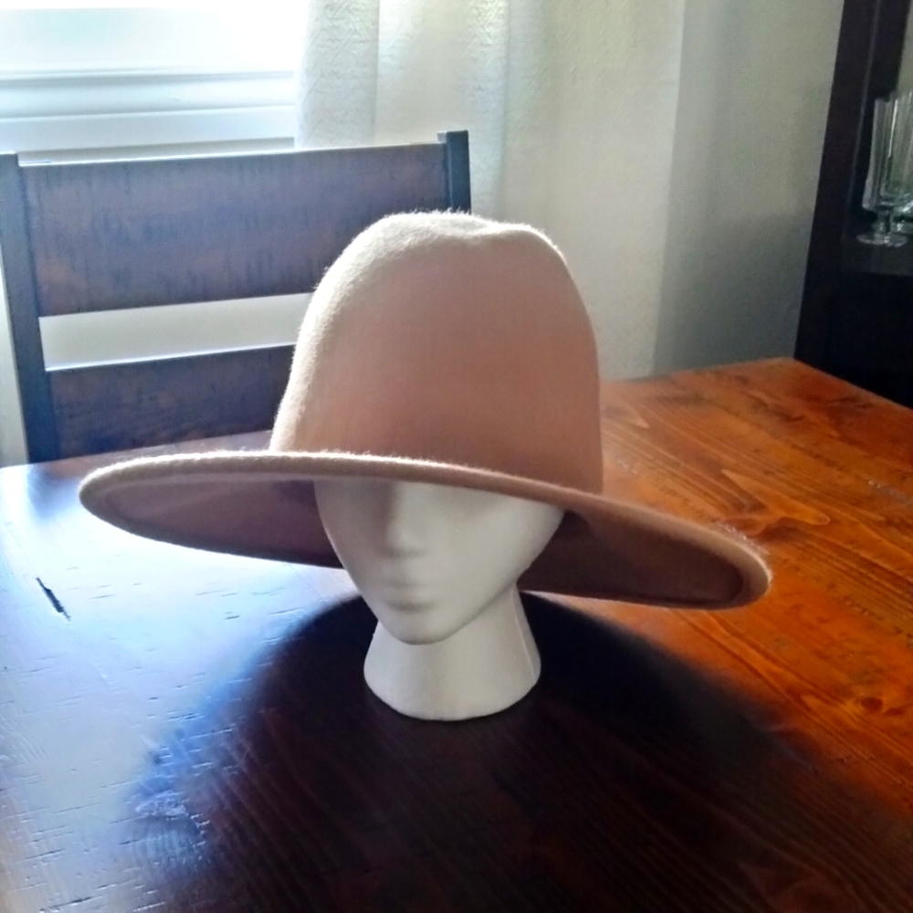 Wool hat